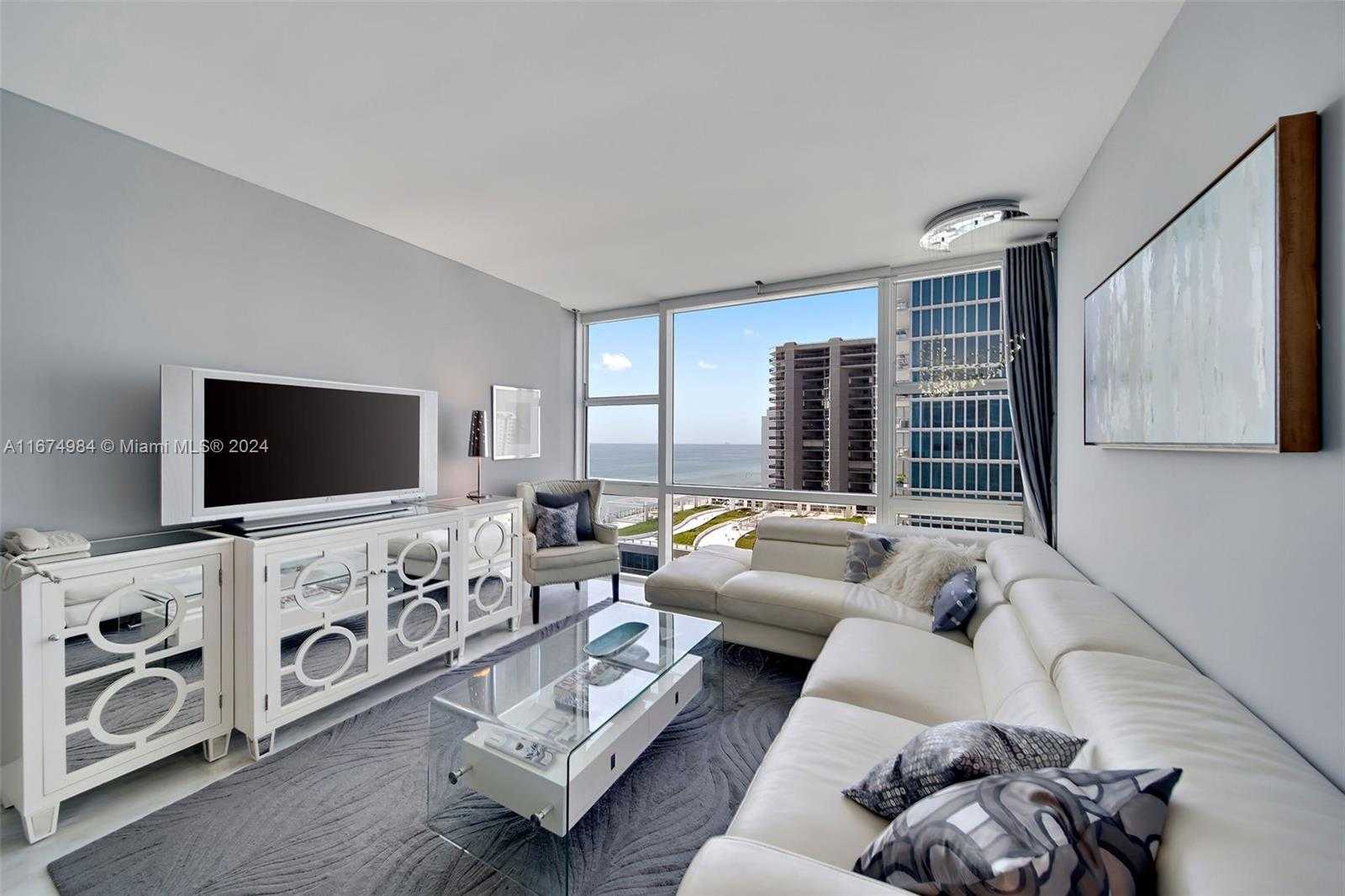 Small Image of 6801 COLLINS AVE #1110, Miami Beach Number 17