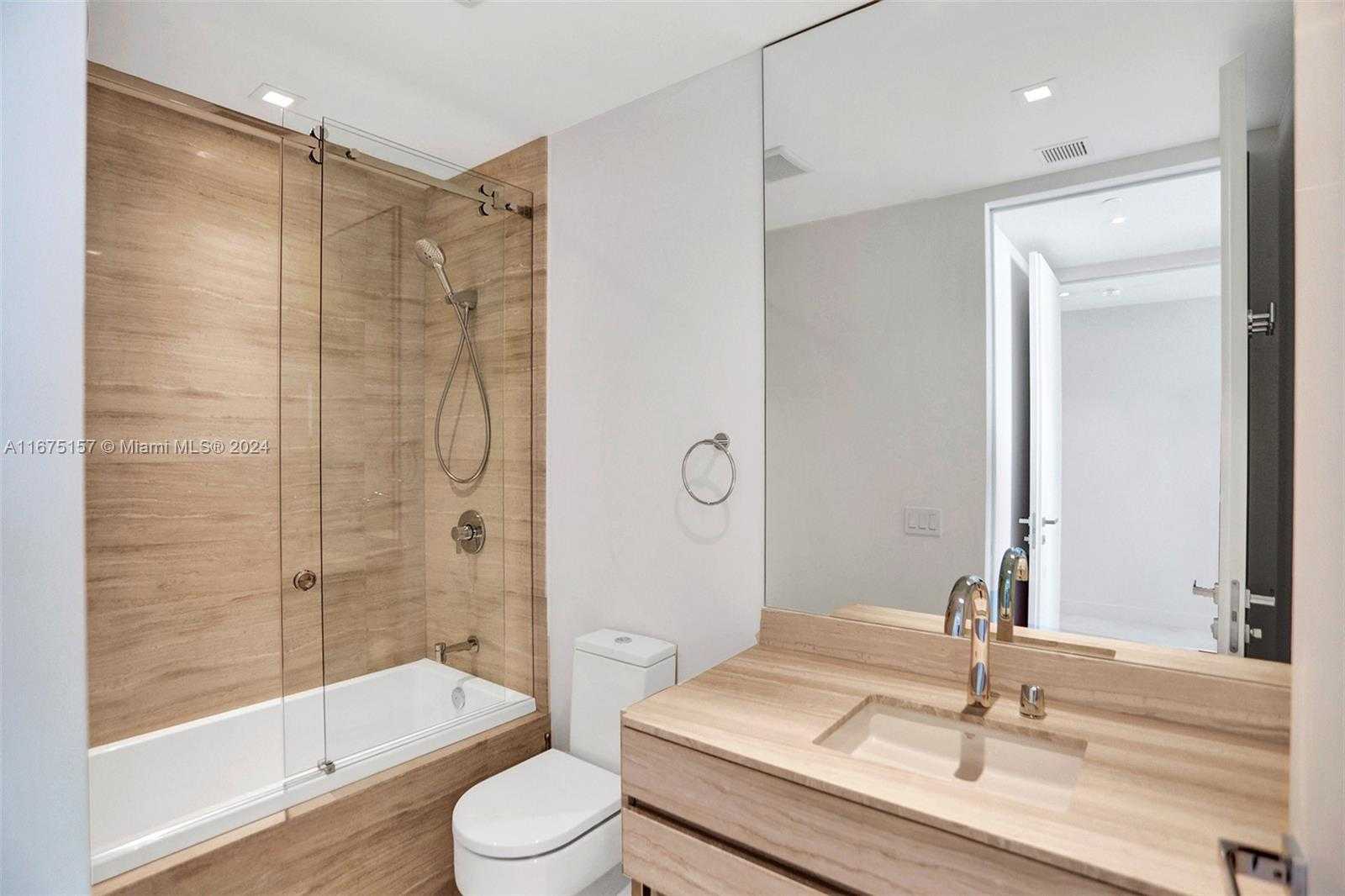 Small Image of 18975 COLLINS AVE #2001, Sunny Isles Beach Number 37