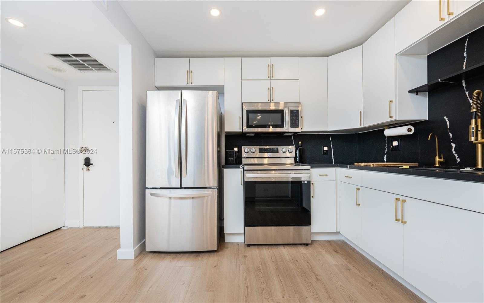 Small Image of 600 THREE ISLANDS BLVD #214, Hallandale Beach Number 3