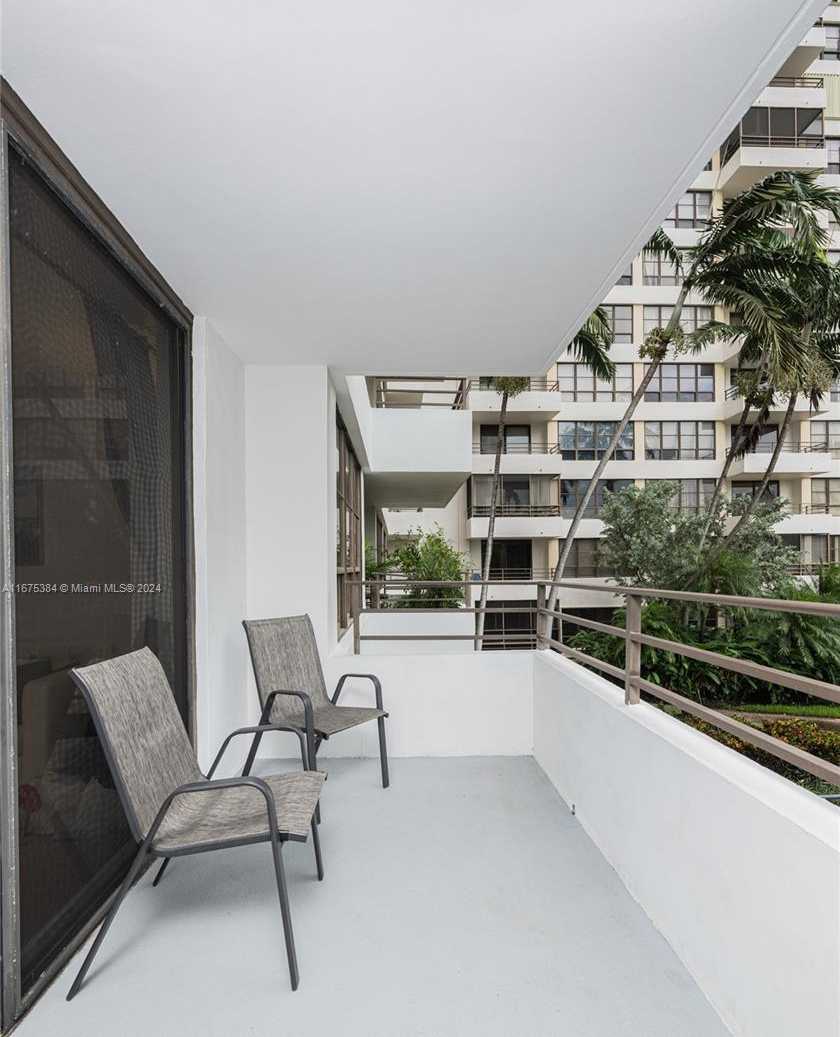 Small Image of 600 THREE ISLANDS BLVD #214, Hallandale Beach Number 30