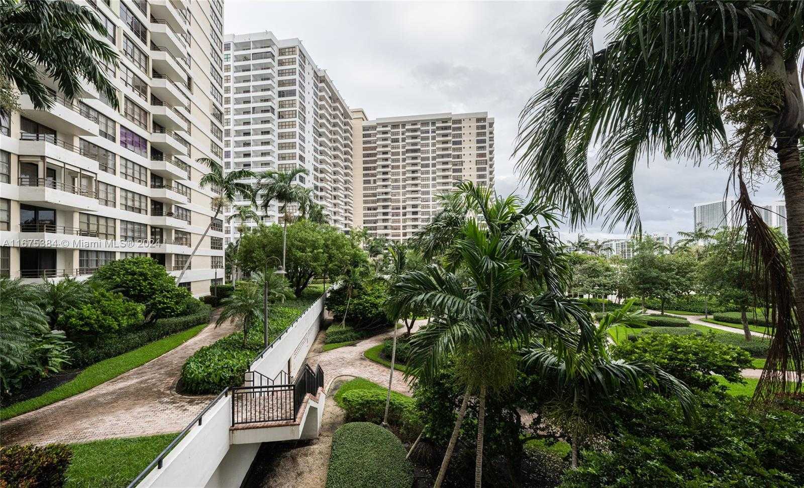 Small Image of 600 THREE ISLANDS BLVD #214, Hallandale Beach Number 32