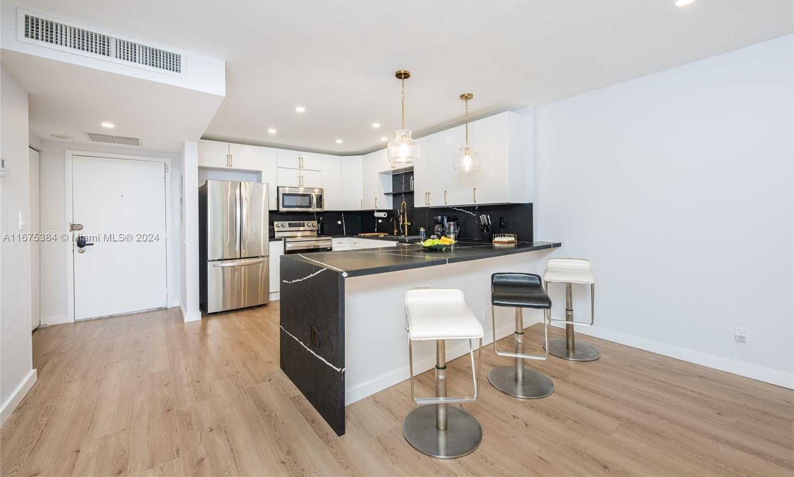 Small Image of 600 THREE ISLANDS BLVD #214, Hallandale Beach Number 6