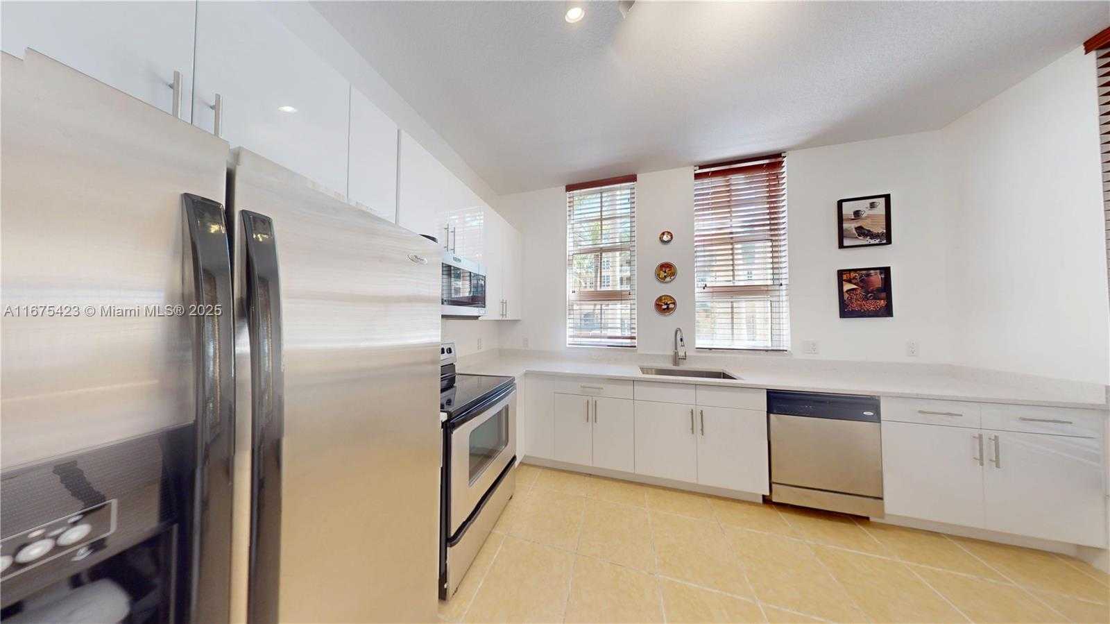 Small Image of 3001 NORTH EAST 185TH ST #114, Aventura Number 25