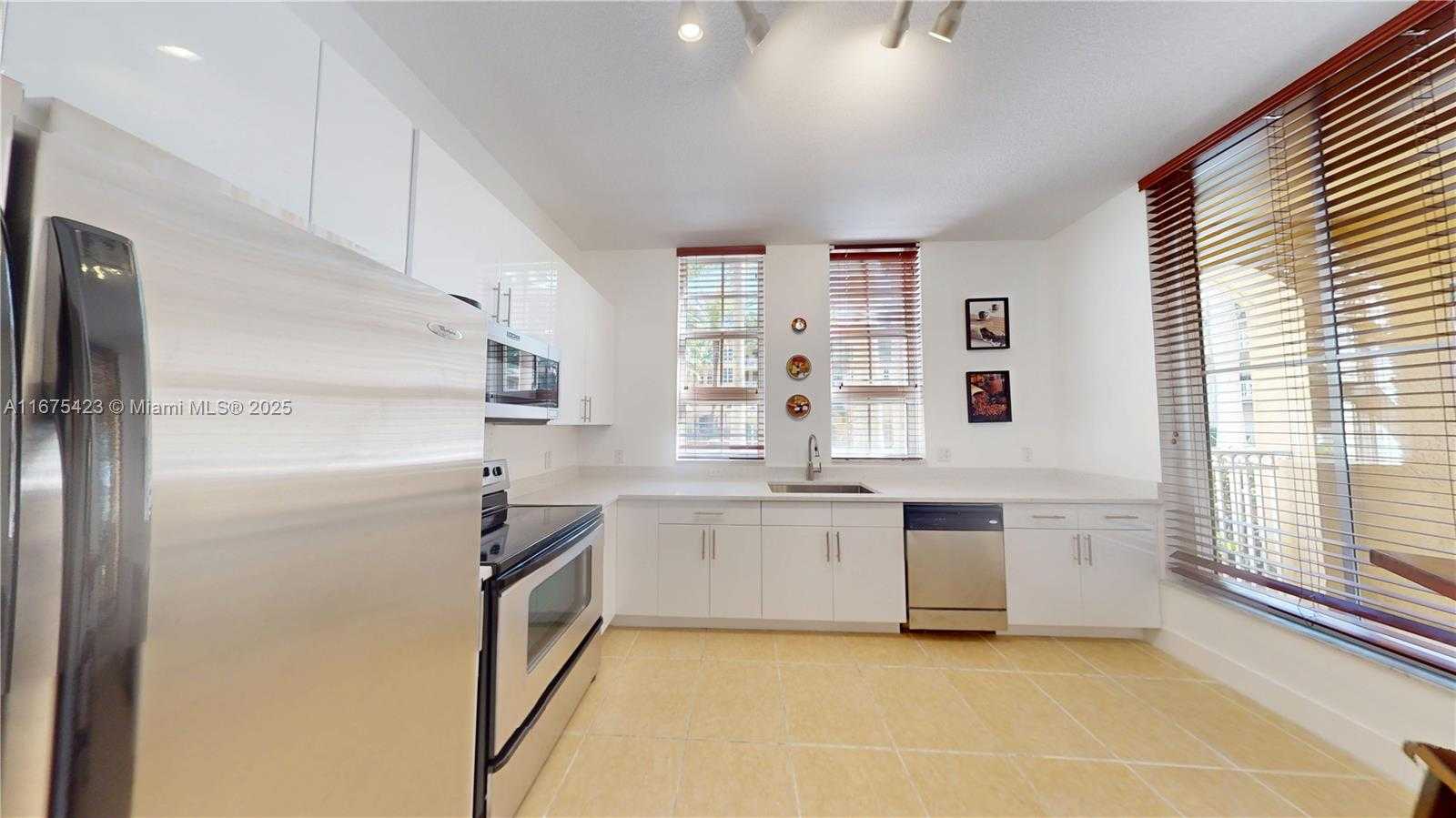 Small Image of 3001 NORTH EAST 185TH ST #114, Aventura Number 28