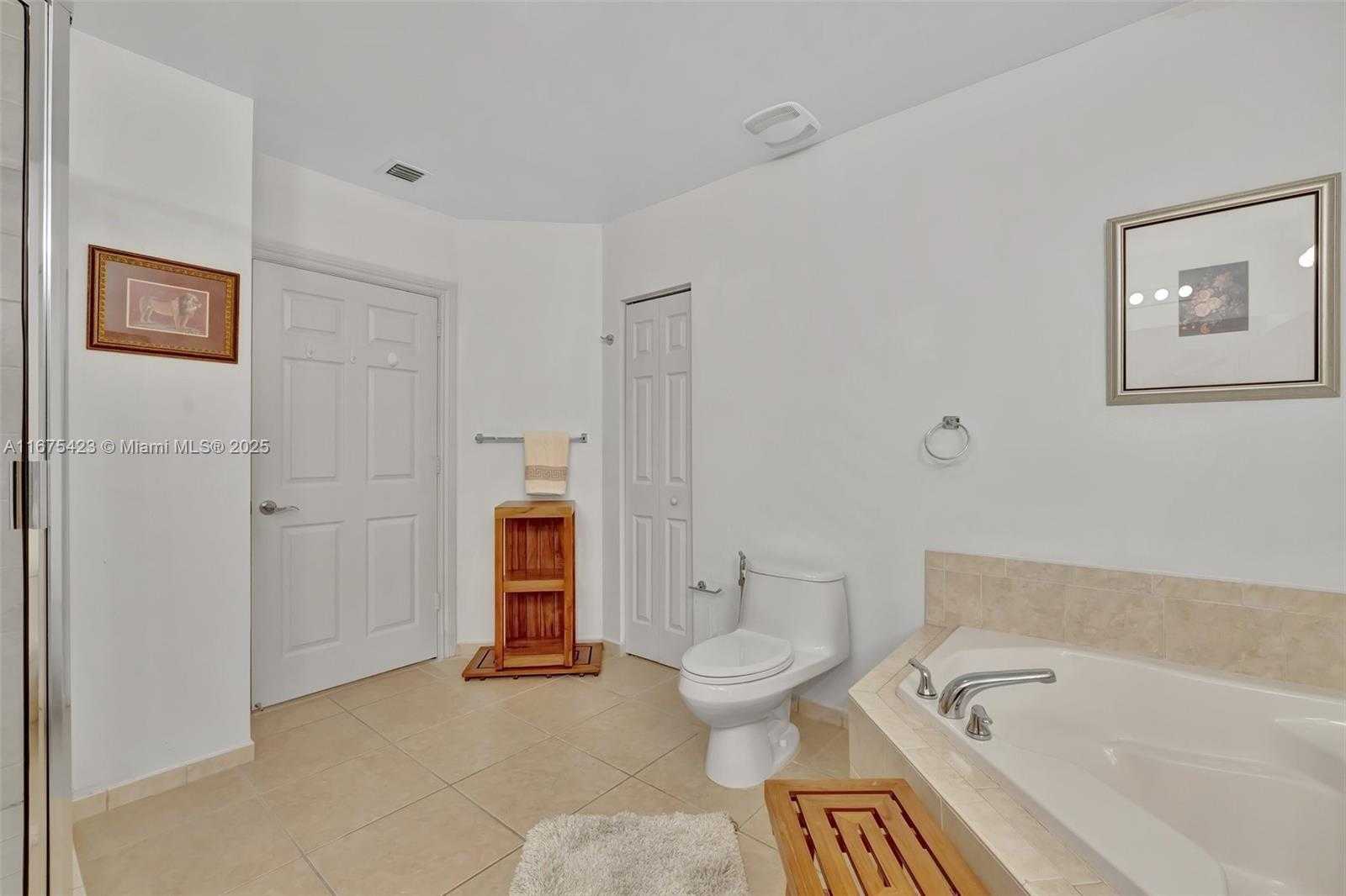 Small Image of 3001 NORTH EAST 185TH ST #114, Aventura Number 37