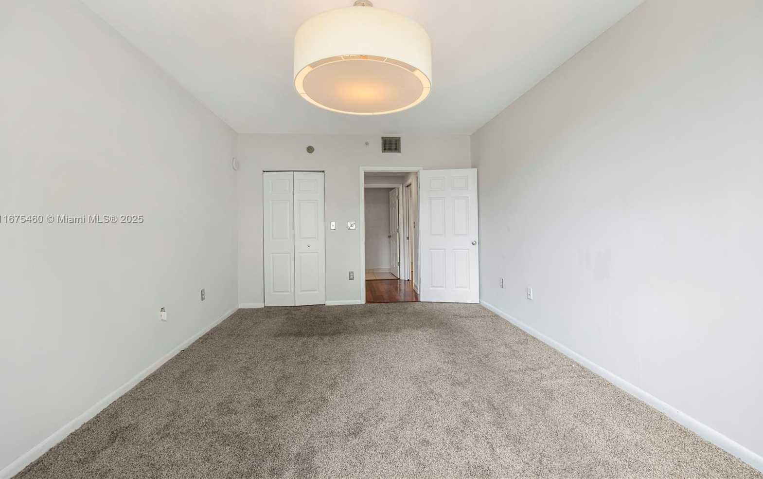 Small Image of 2000 NORTH BAYSHORE DR #306, Miami Number 17