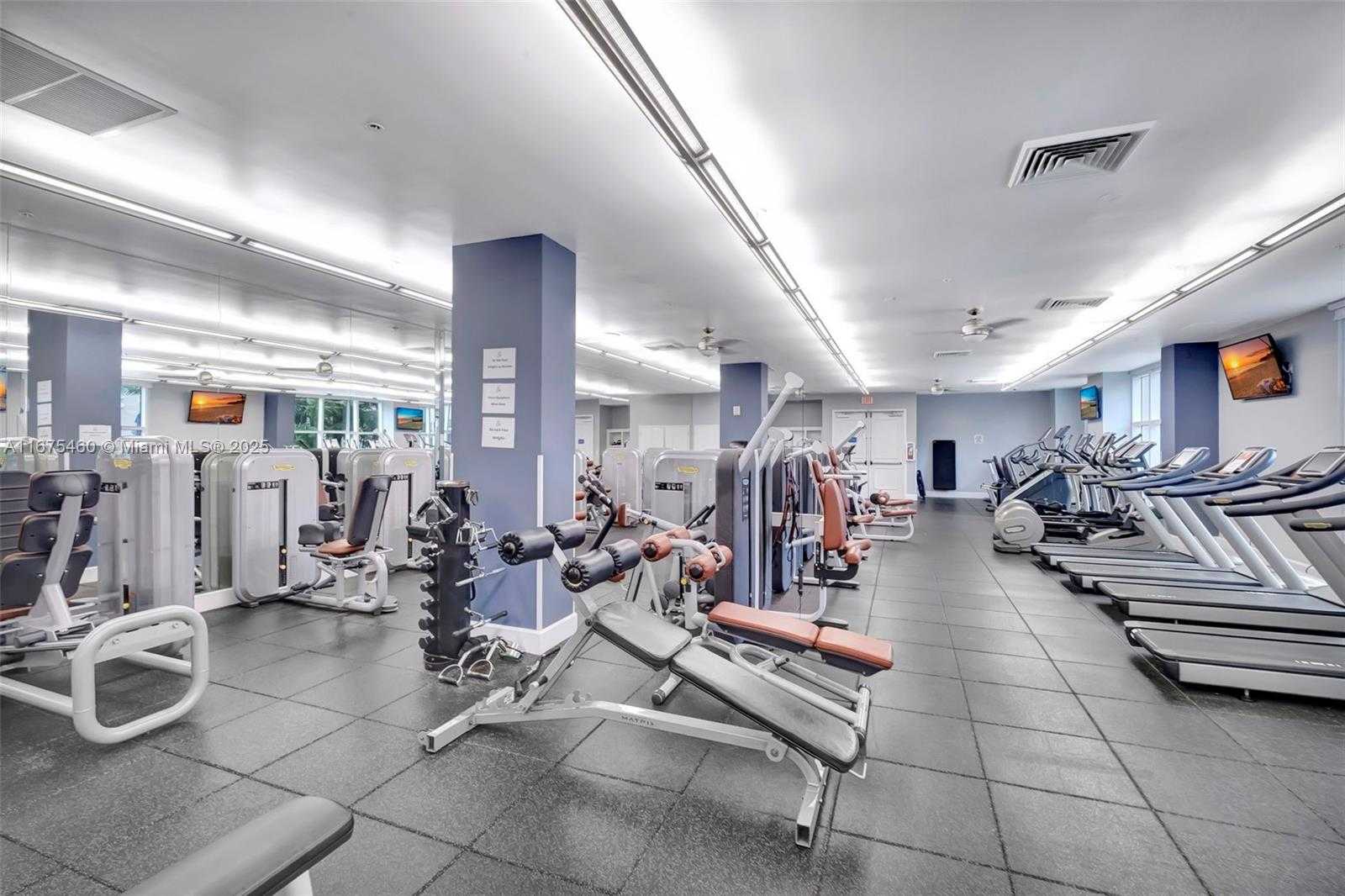 Small Image of 2000 NORTH BAYSHORE DR #306, Miami Number 24