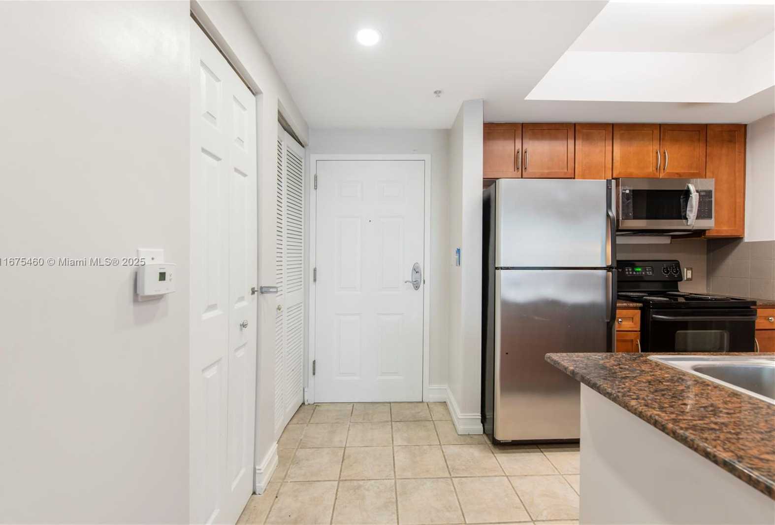 Small Image of 2000 NORTH BAYSHORE DR #306, Miami Number 8
