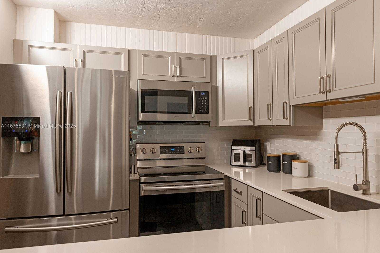 Small Image of 1681 NORTH WEST 70TH AVE #306, Plantation Number 2