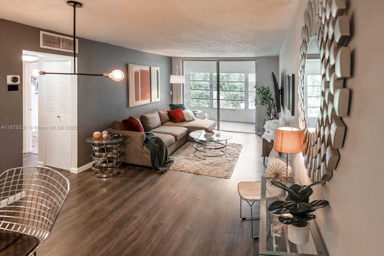Small Image of 1681 NORTH WEST 70TH AVE #306, Plantation Number 4
