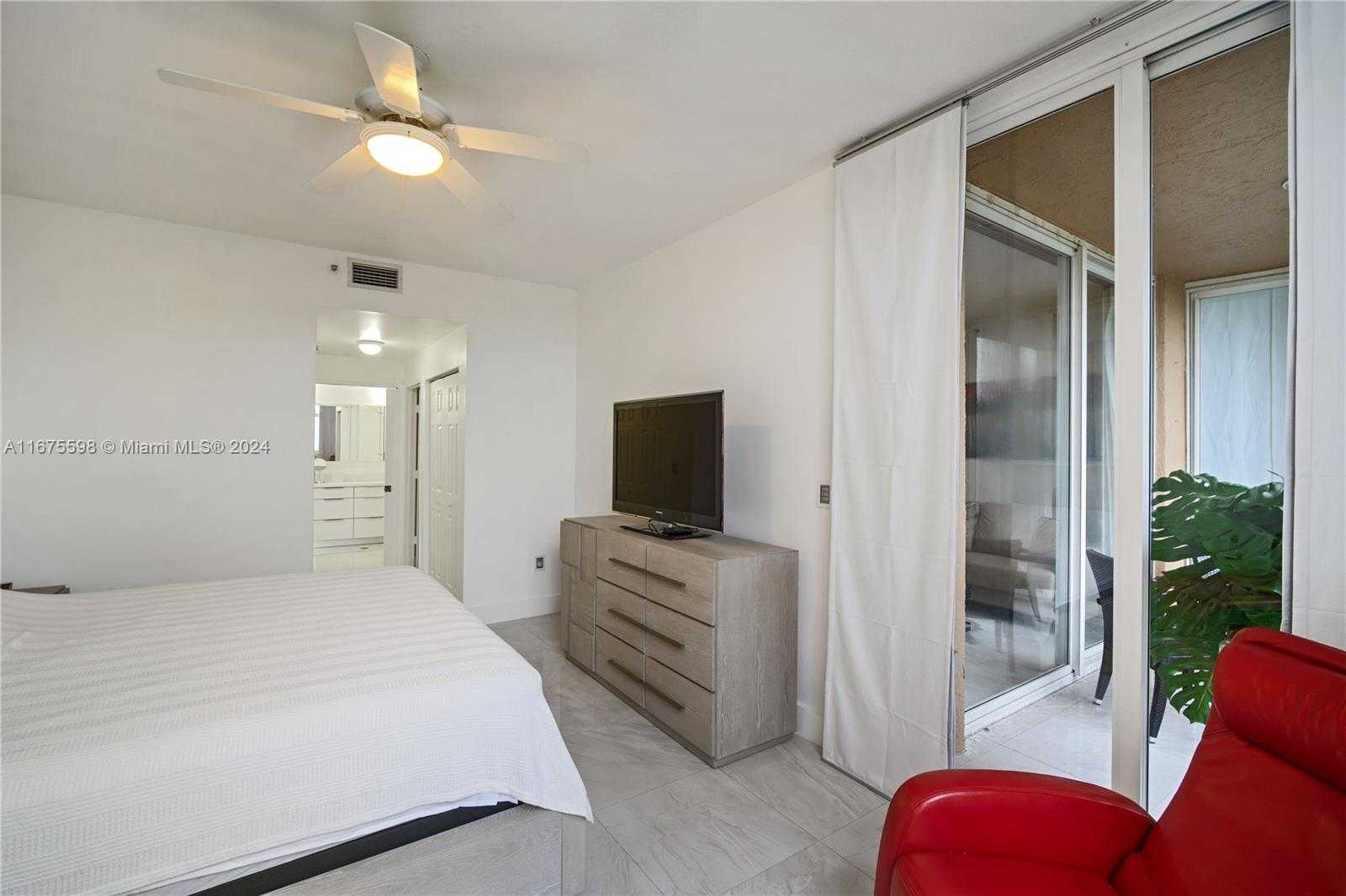 Small Image of 9755 NORTH WEST 52ND ST #401, Doral Number 21