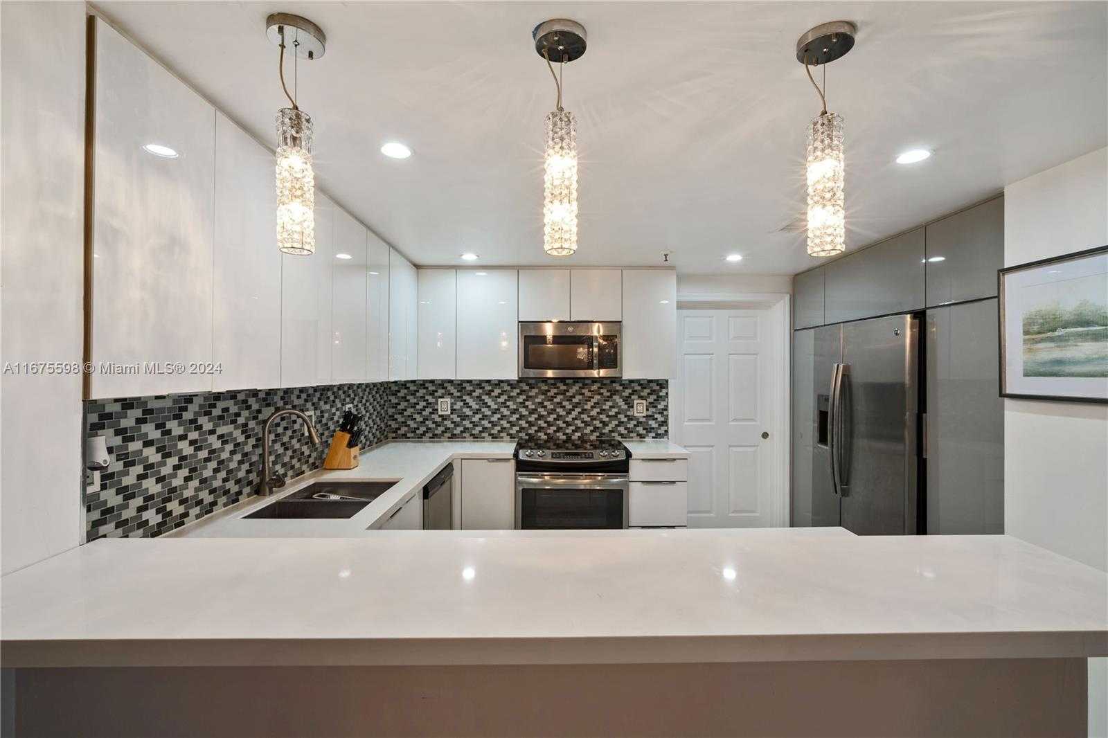 Small Image of 9755 NORTH WEST 52ND ST #401, Doral Number 4