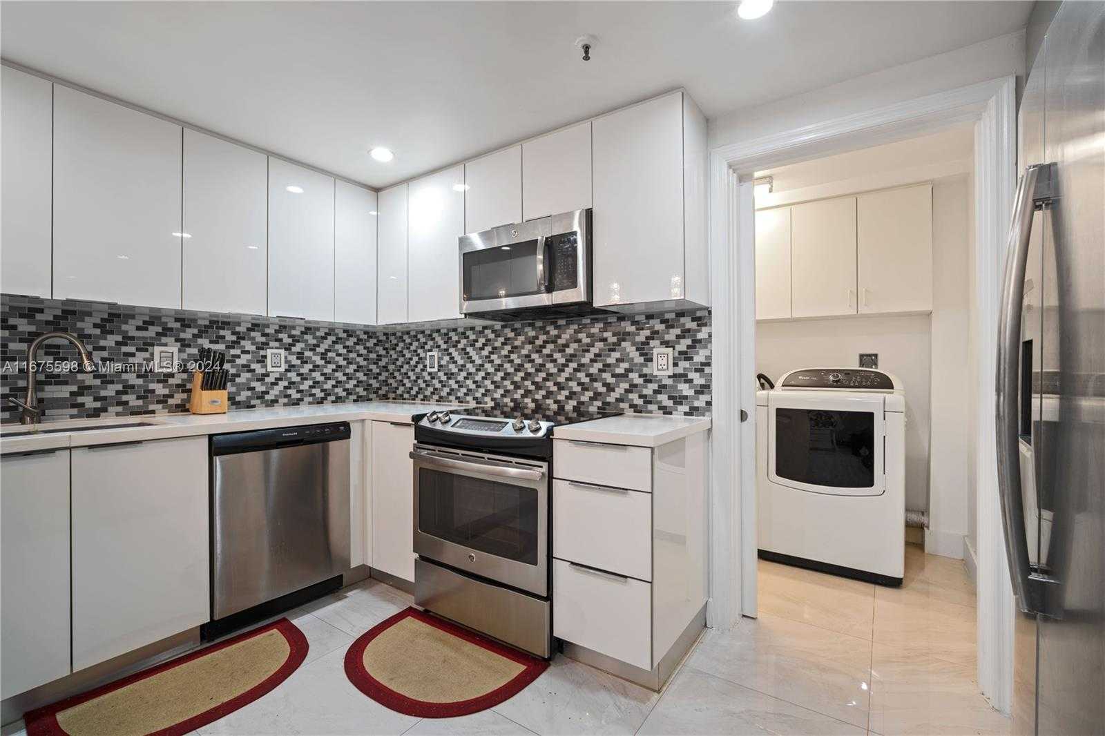 Small Image of 9755 NORTH WEST 52ND ST #401, Doral Number 5
