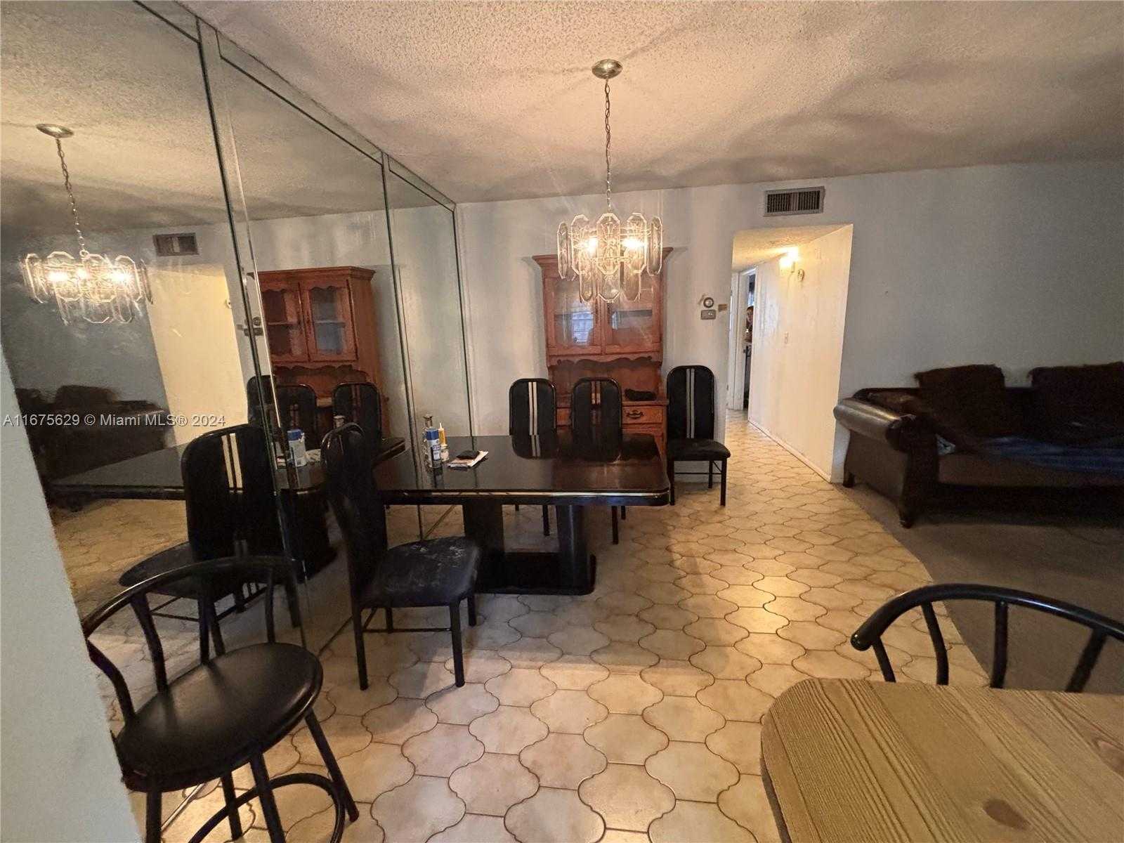 Small Image of 5300 WASHINGTON ST #U103, Hollywood Number 7