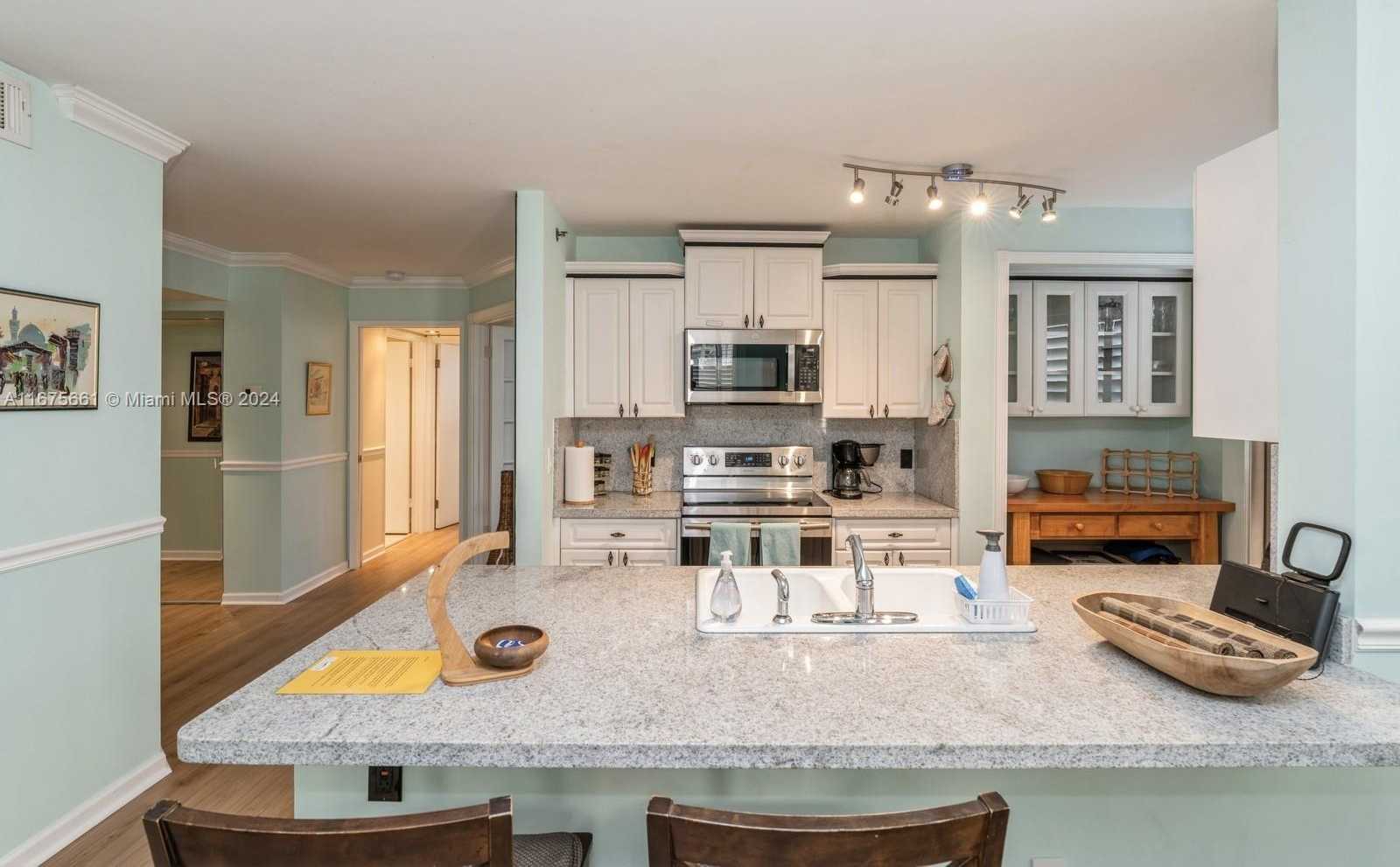 Small Image of 19655 EAST COUNTRY CLUB DR #6401, Aventura Number 5