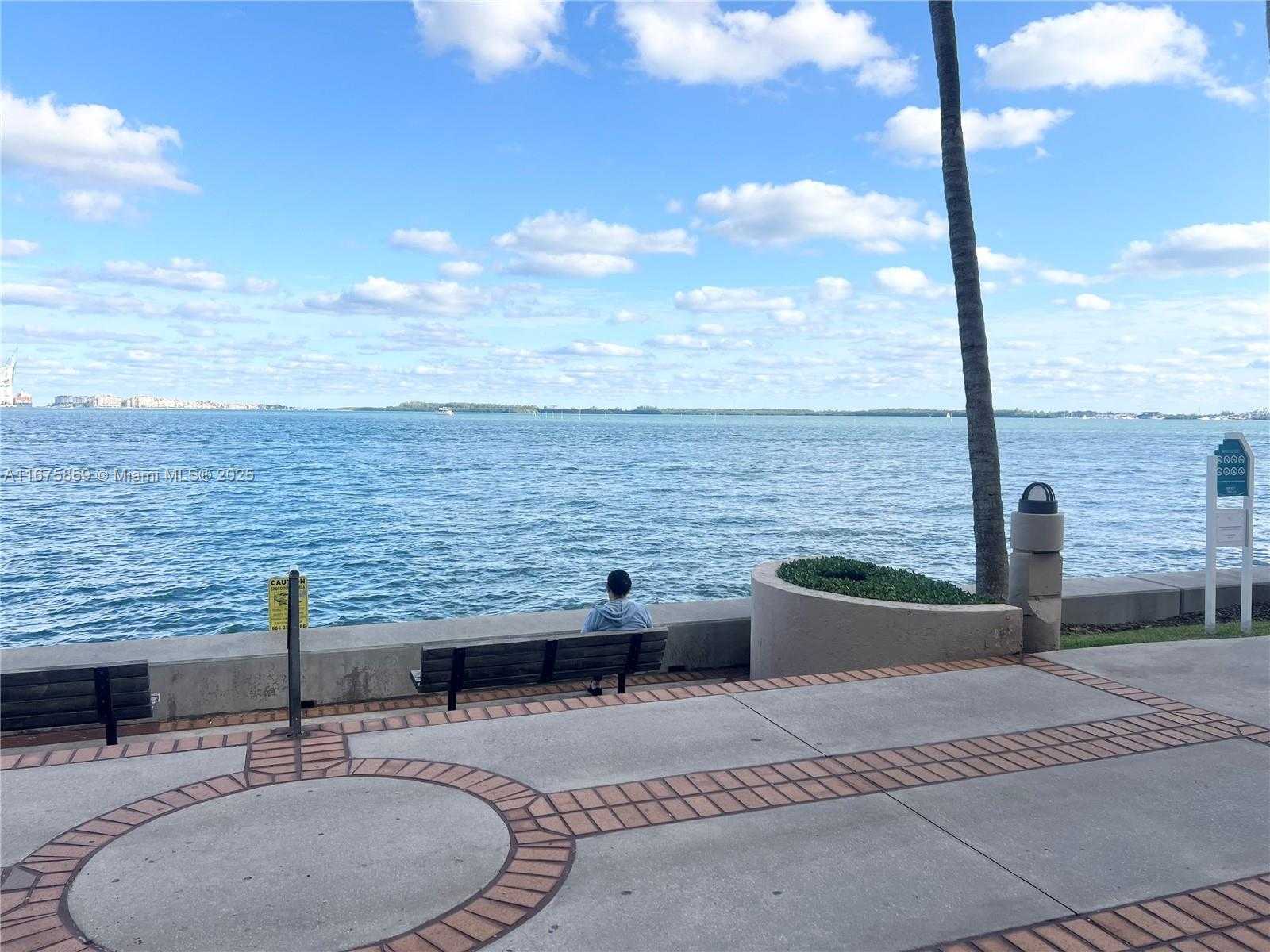 Small Image of 540 BRICKELL KEY DR #1706, Miami Number 36