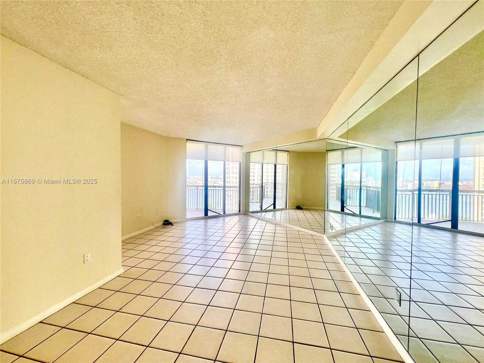 Small Image of 540 BRICKELL KEY DR #1706, Miami Number 9