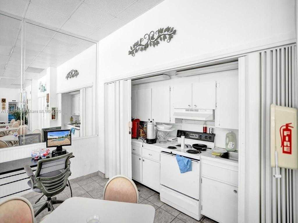 Small Image of 20400 WEST COUNTRY CLUB DR #301, Aventura Number 55