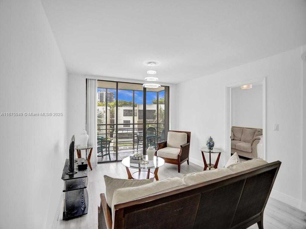Small Image of 20400 WEST COUNTRY CLUB DR #301, Aventura Number 8