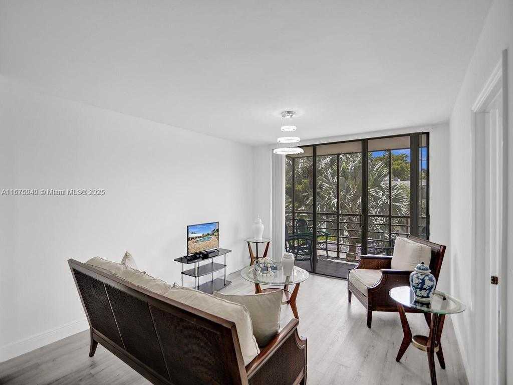 Small Image of 20400 WEST COUNTRY CLUB DR #301, Aventura Number 9