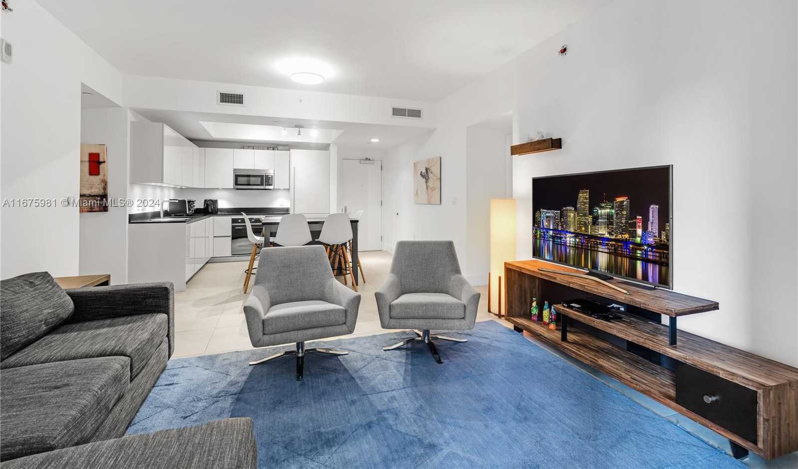 Small Image of 1010 BRICKELL AVE #1607, Miami Number 3