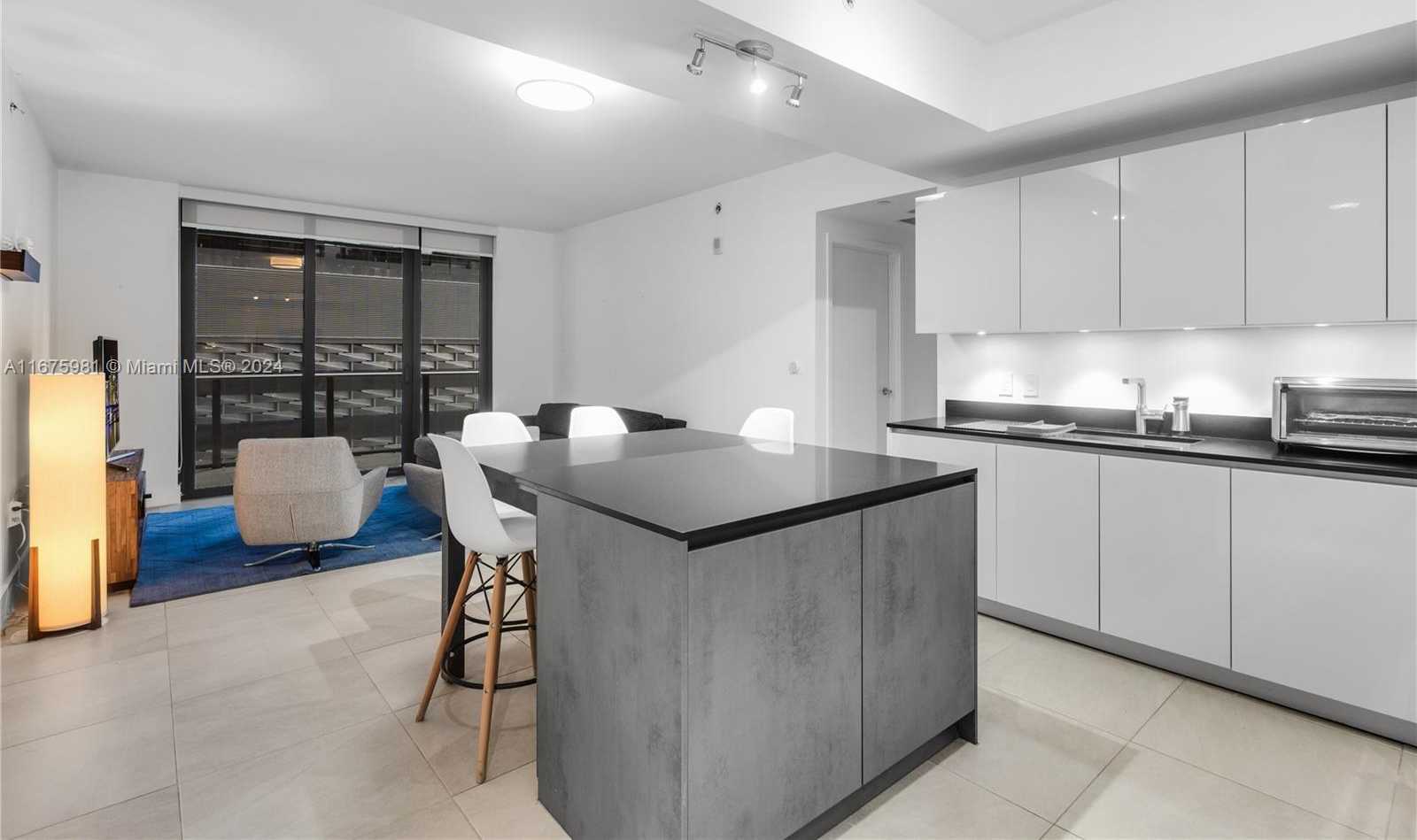 Small Image of 1010 BRICKELL AVE #1607, Miami Number 6