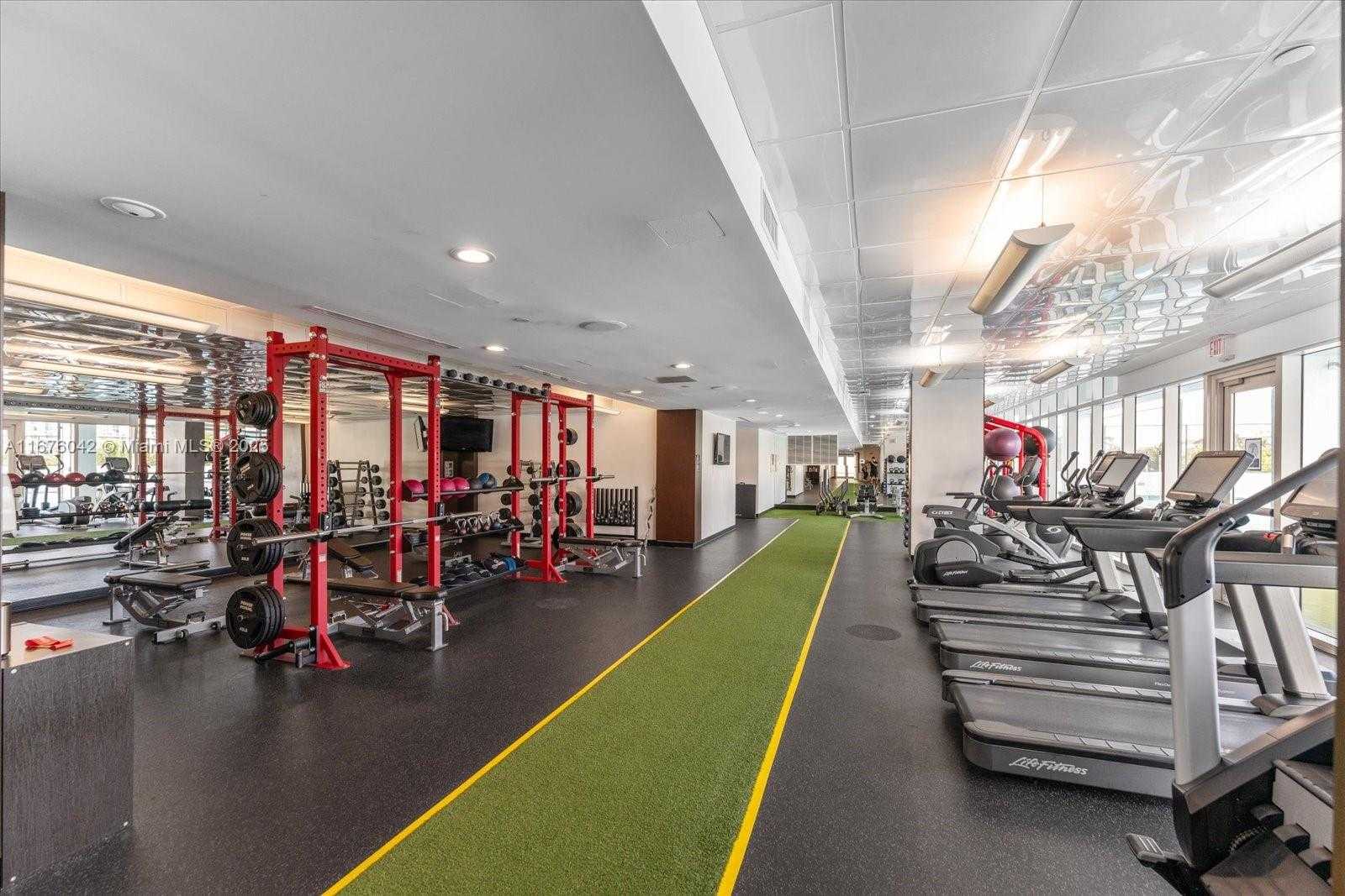 Small Image of 3301 NORTH EAST 183RD ST #707, Aventura Number 38