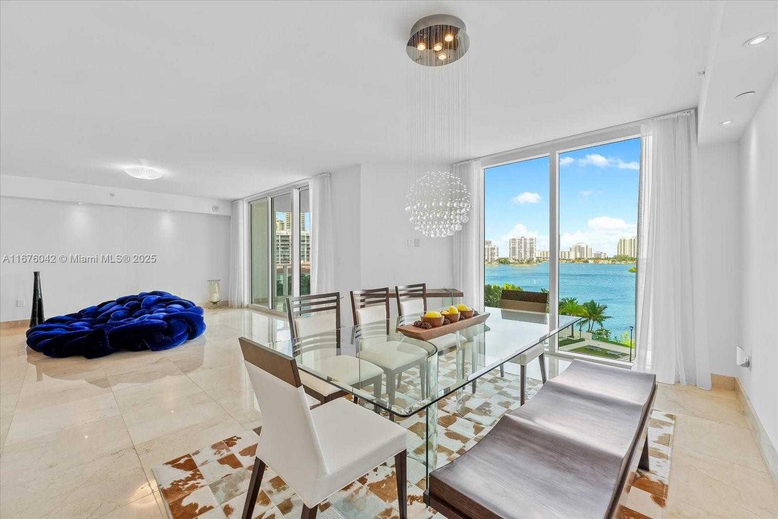 Small Image of 3301 NORTH EAST 183RD ST #707, Aventura Number 4