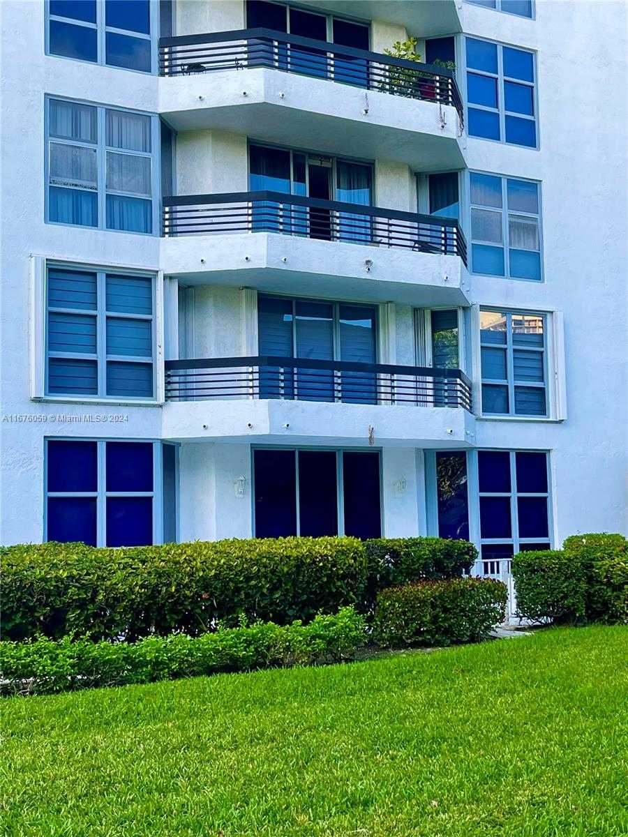 Small Image of 3530 MYSTIC POINTE DR #213, Aventura Number 42