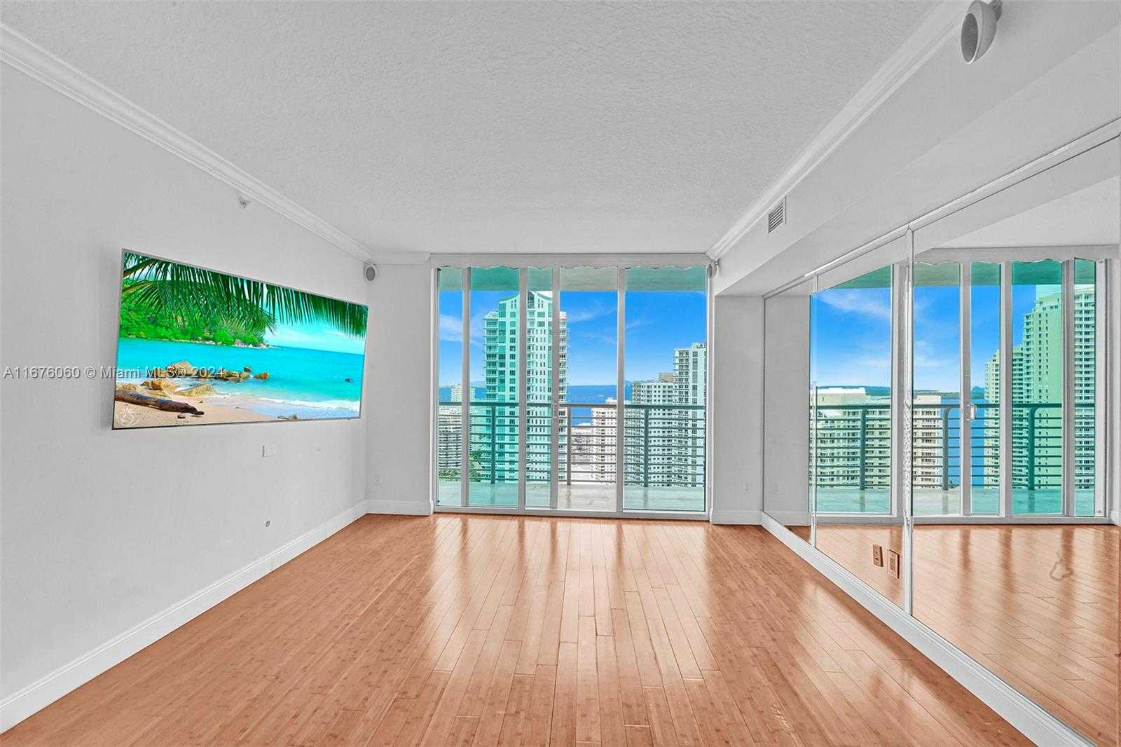 Small Image of 325 SOUTH BISCAYNE BLVD #3521, Miami Number 22