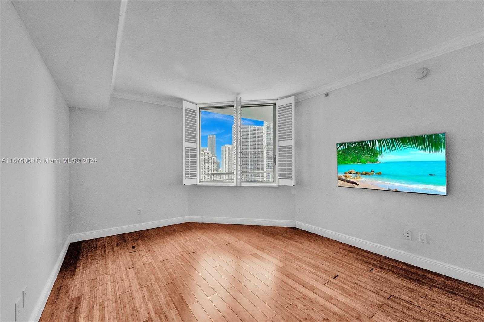Small Image of 325 SOUTH BISCAYNE BLVD #3521, Miami Number 3