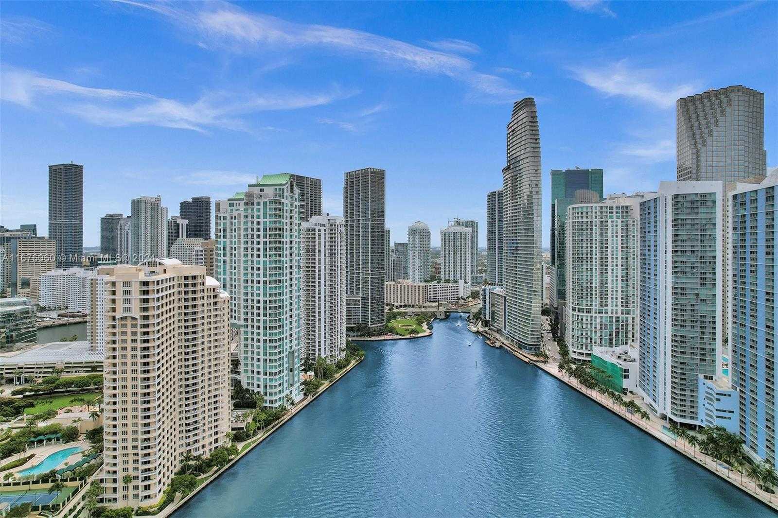Small Image of 325 SOUTH BISCAYNE BLVD #3521, Miami Number 38