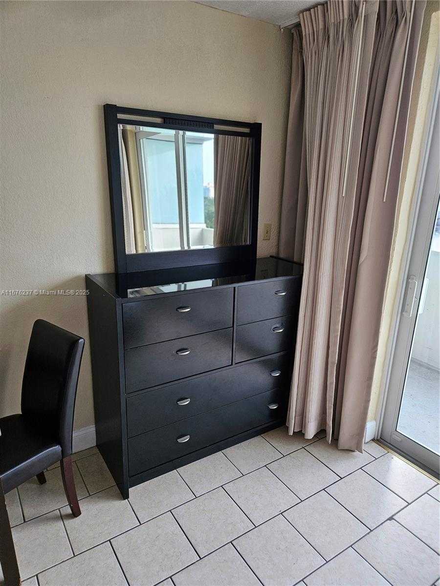 Small Image of 19201 COLLINS AVE #237, Sunny Isles Beach Number 10