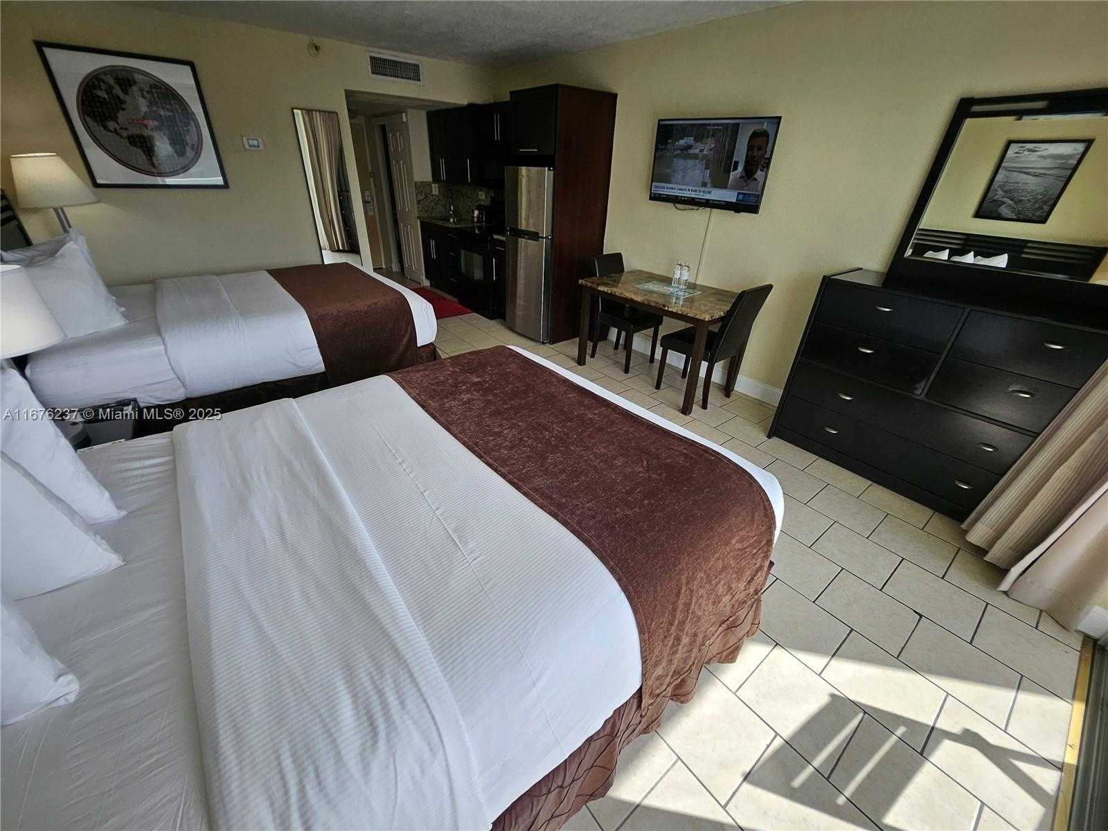 Small Image of 19201 COLLINS AVE #237, Sunny Isles Beach Number 11