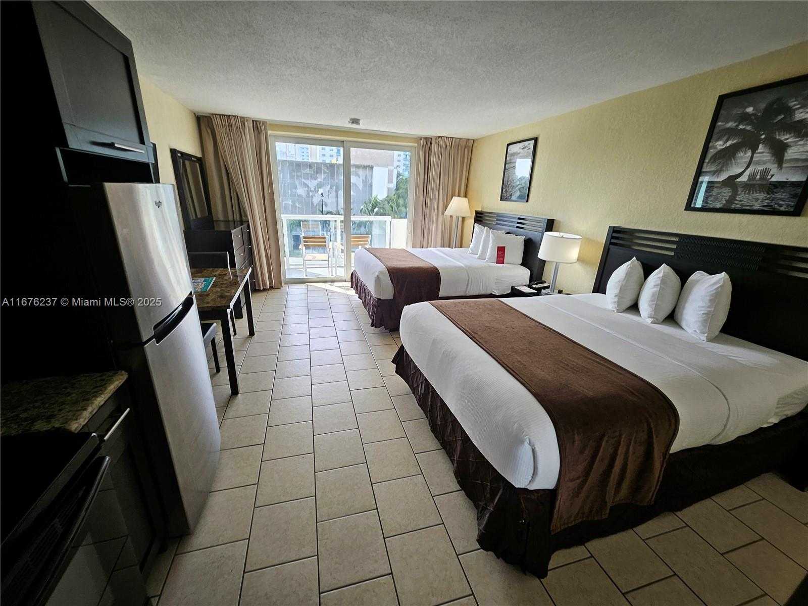 Small Image of 19201 COLLINS AVE #237, Sunny Isles Beach Number 4