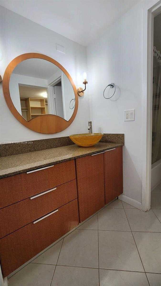 Small Image of 3660 NORTH EAST 166TH ST #610, North Miami Beach Number 12