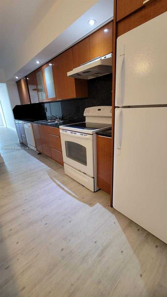 Small Image of 3660 NORTH EAST 166TH ST #610, North Miami Beach Number 18