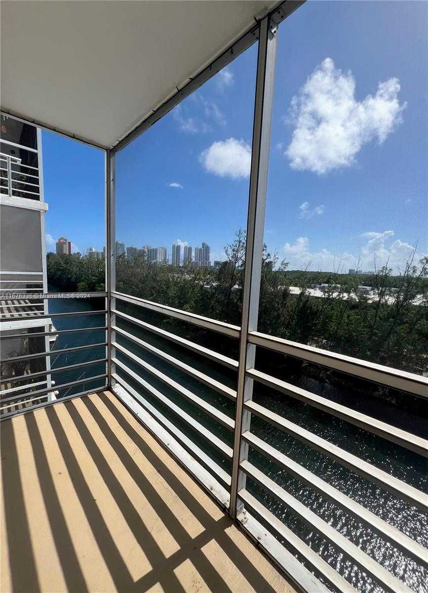 Small Image of 3660 NORTH EAST 166TH ST #610, North Miami Beach Number 8