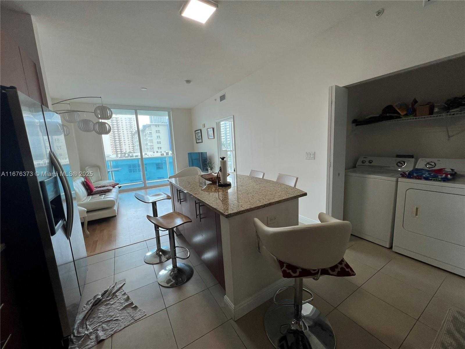 Small Image of 1945 SOUTH OCEAN DR #411, Hallandale Beach Number 10