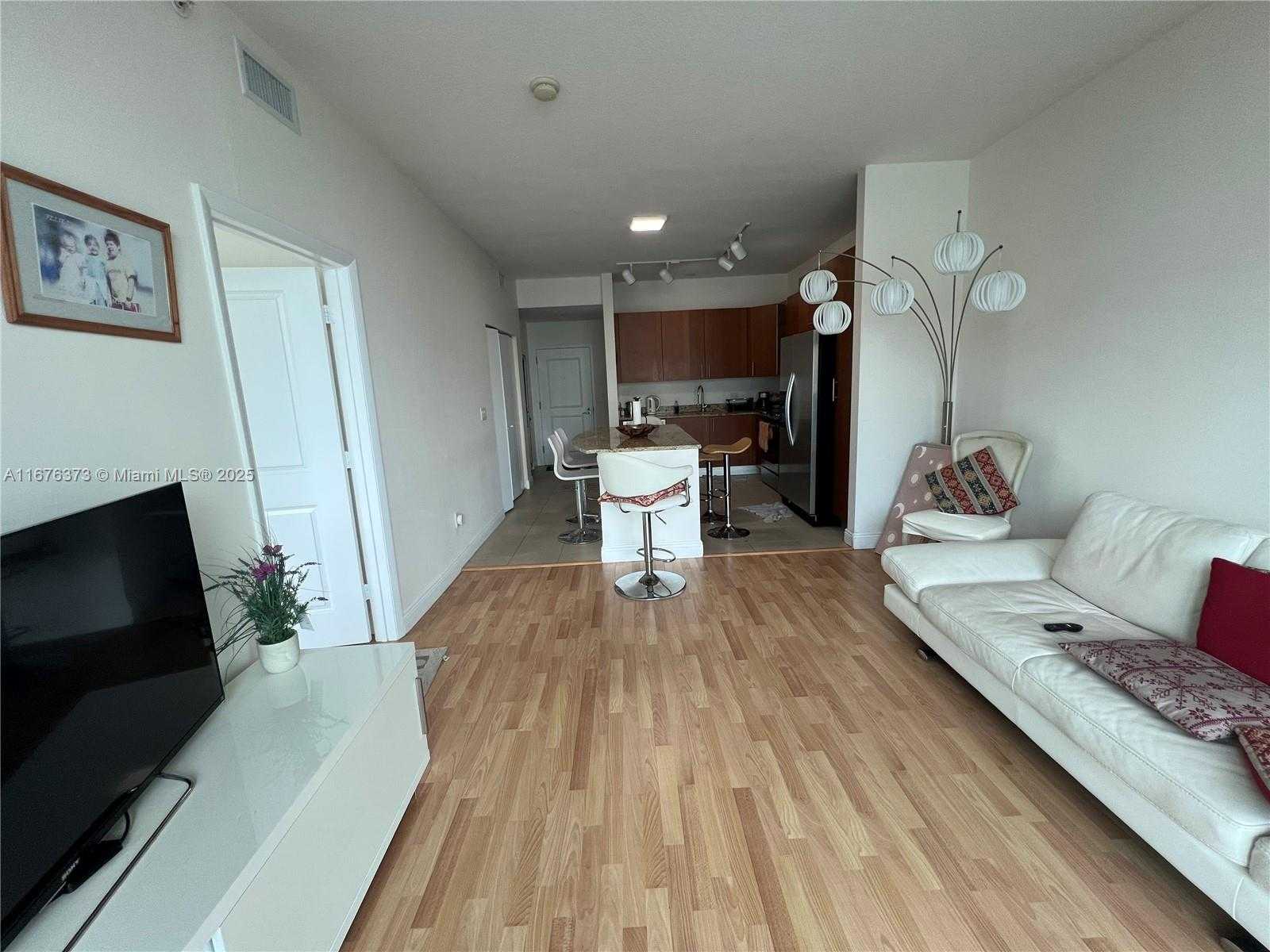 Small Image of 1945 SOUTH OCEAN DR #411, Hallandale Beach Number 13