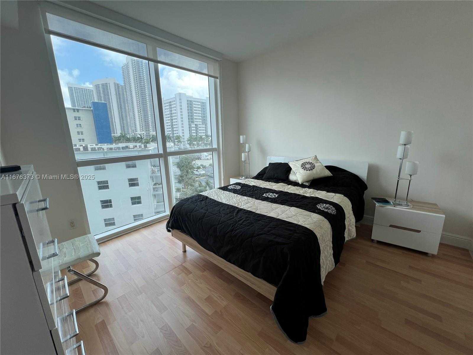 Small Image of 1945 SOUTH OCEAN DR #411, Hallandale Beach Number 14