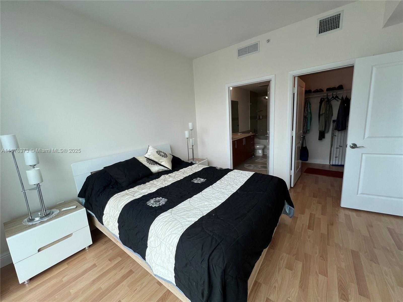 Small Image of 1945 SOUTH OCEAN DR #411, Hallandale Beach Number 15