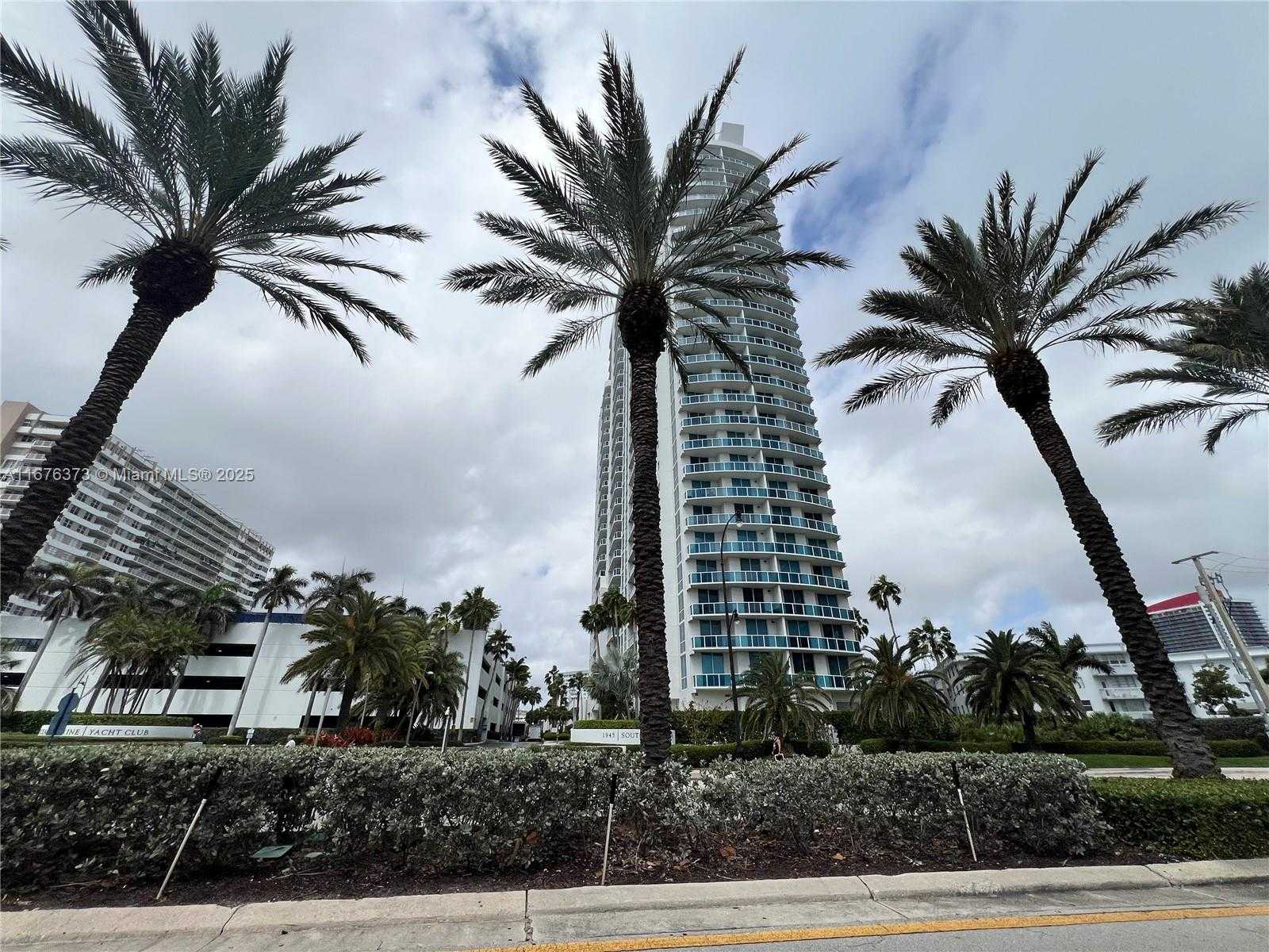 Small Image of 1945 SOUTH OCEAN DR #411, Hallandale Beach Number 37