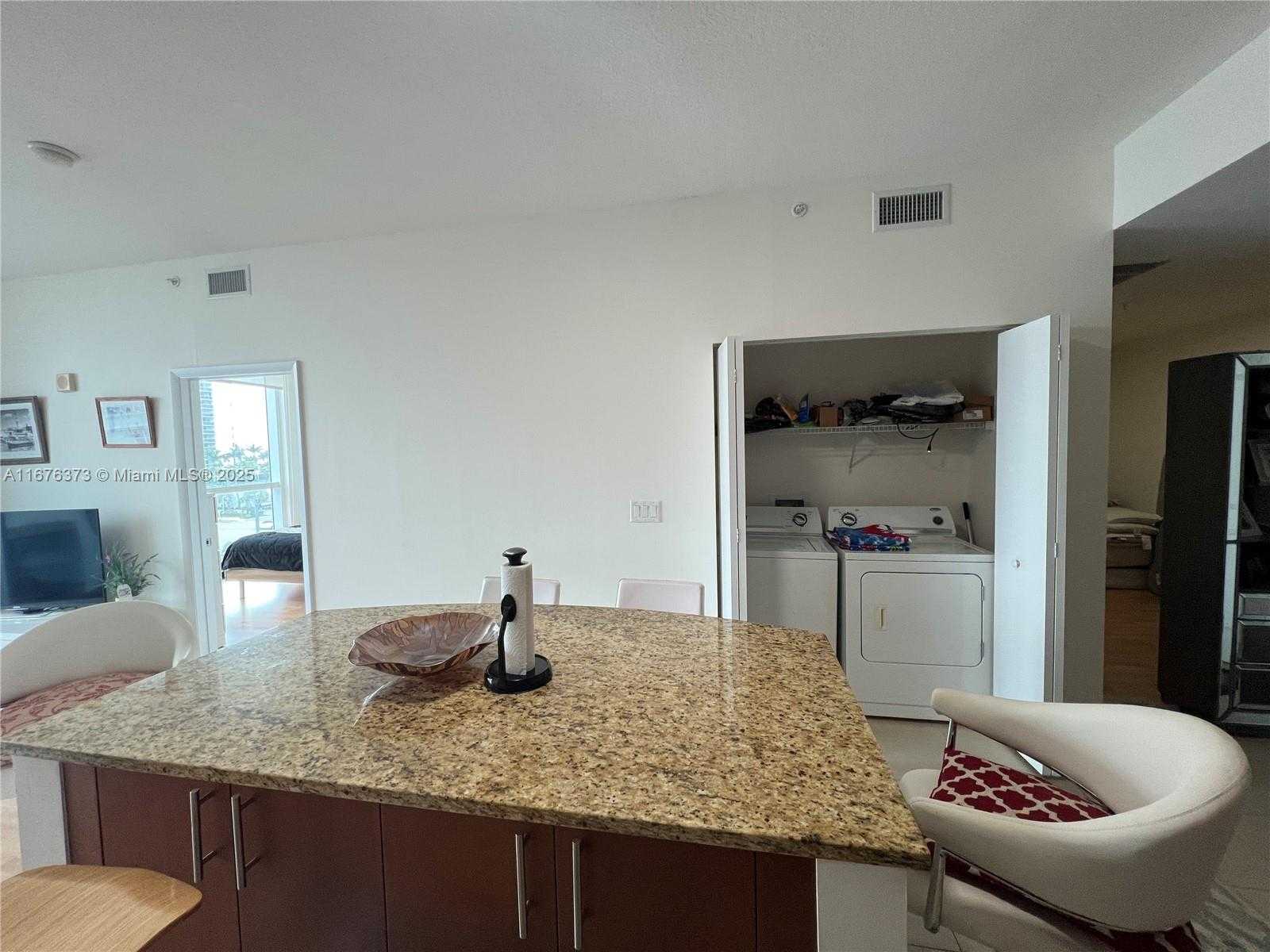 Small Image of 1945 SOUTH OCEAN DR #411, Hallandale Beach Number 9