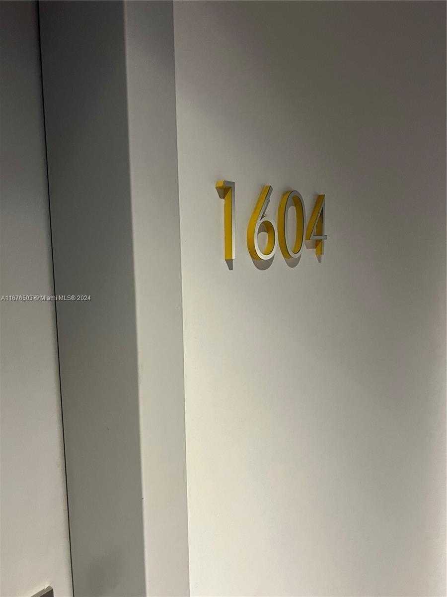 Small Image of 55 SOUTH WEST 9TH ST #1604, Miami Number 14