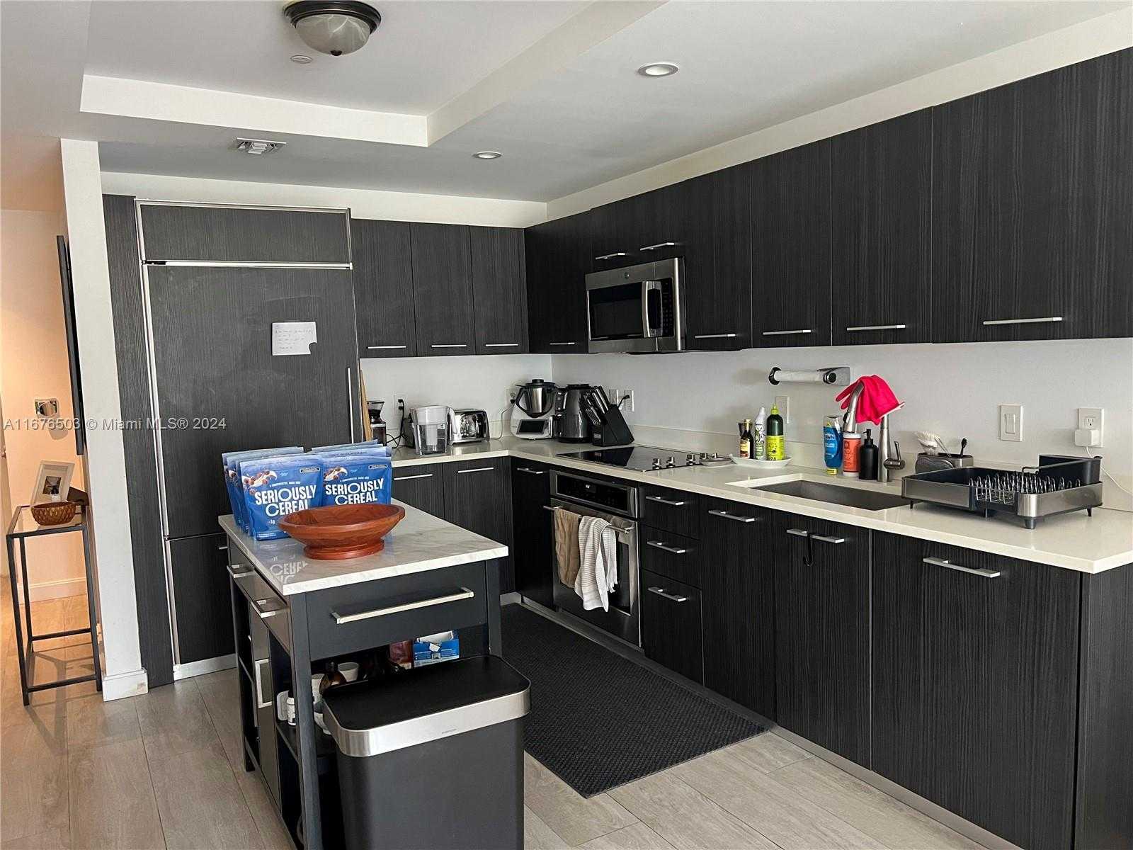 Small Image of 55 SOUTH WEST 9TH ST #1604, Miami Number 7