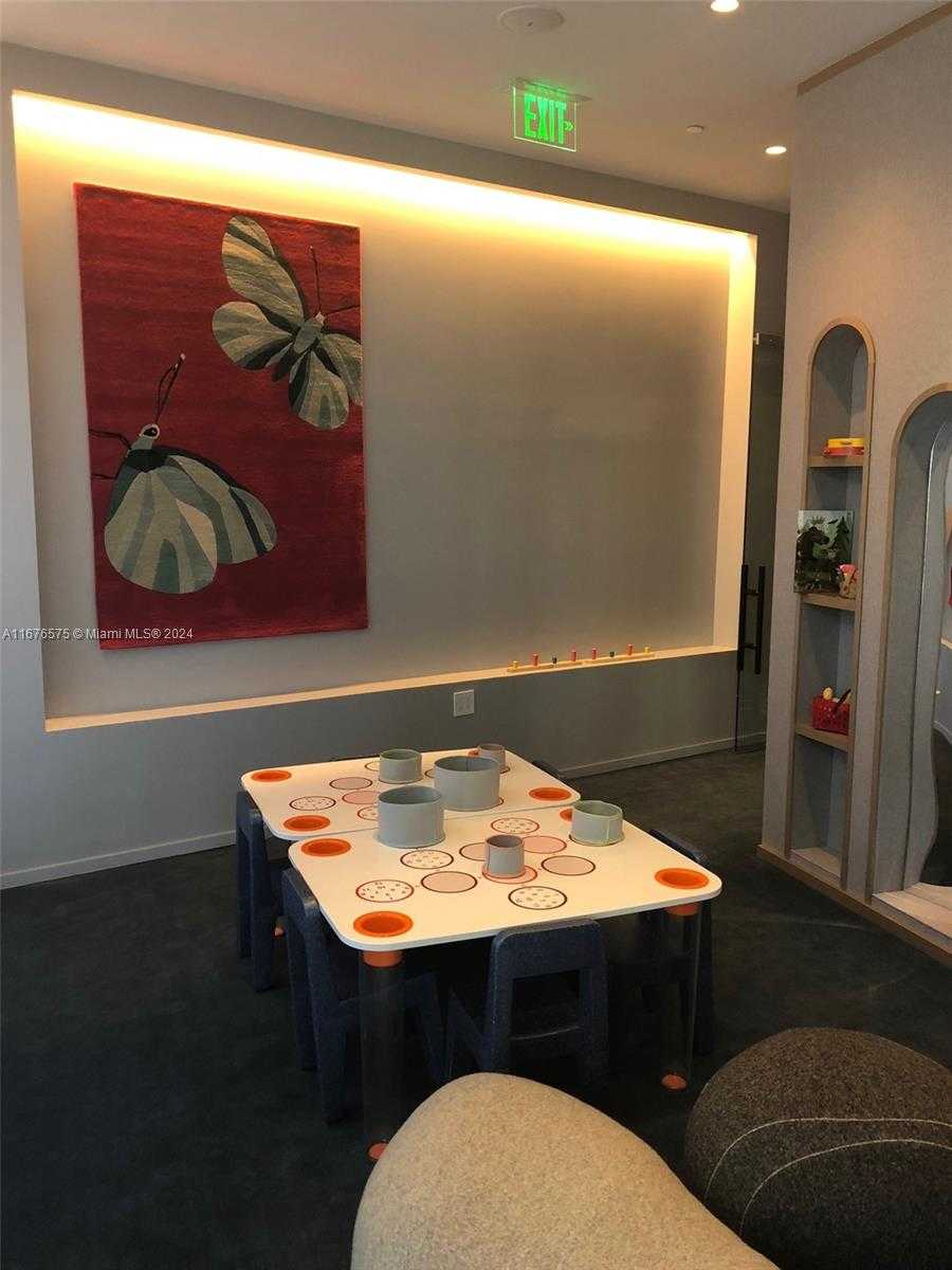 Small Image of 801 SOUTH MIAMI AVE #3903, Miami Number 27