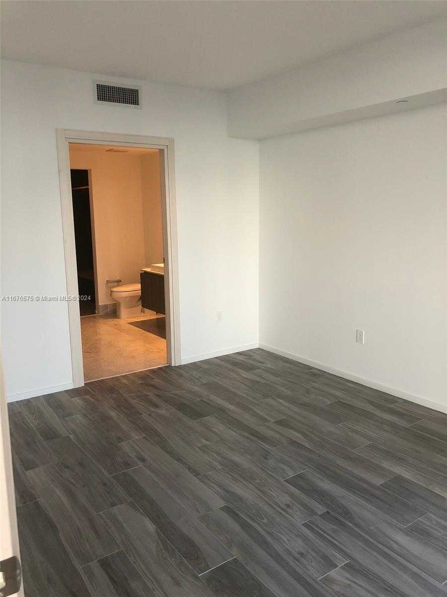 Small Image of 801 SOUTH MIAMI AVE #3903, Miami Number 5