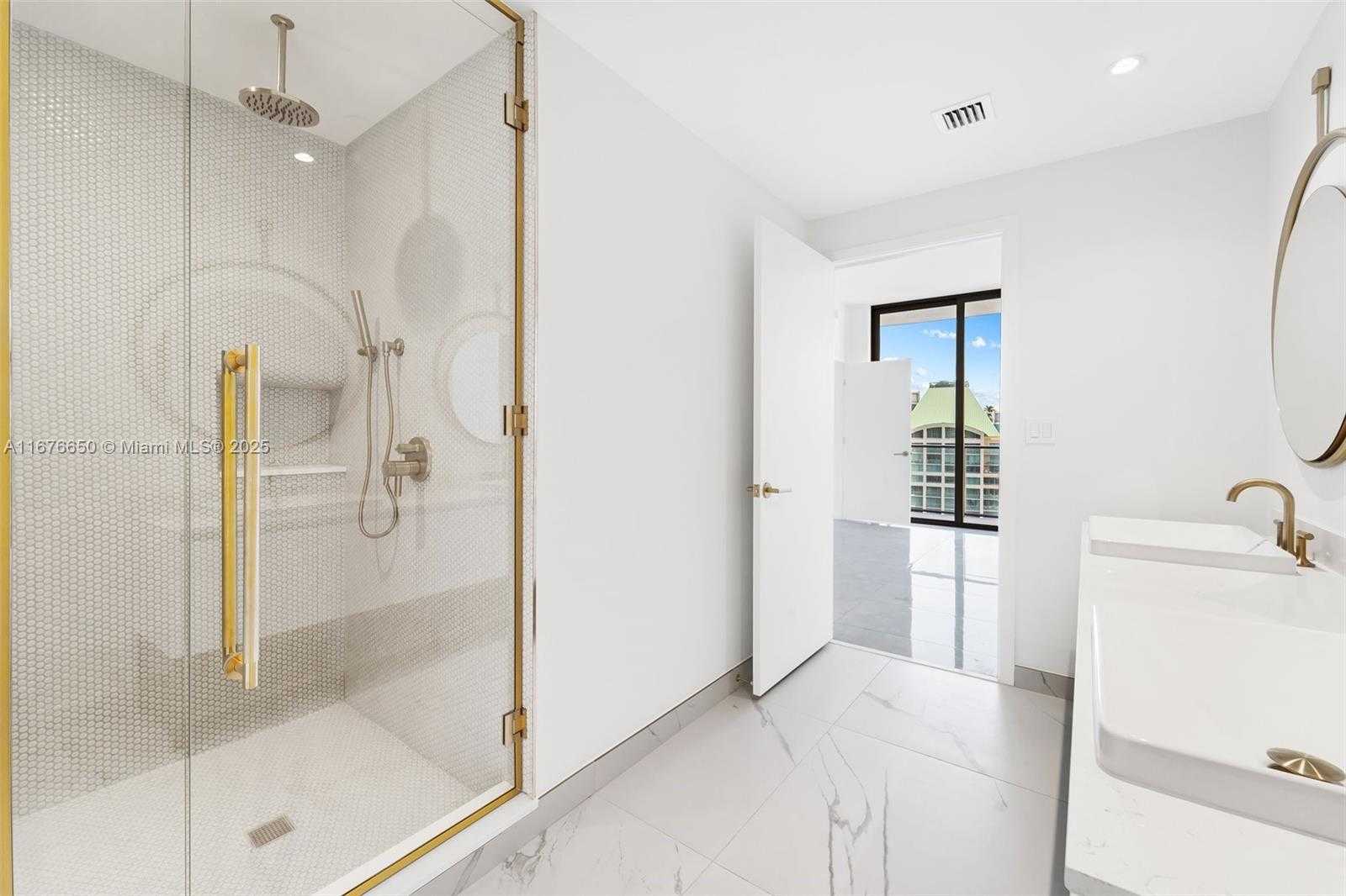 Small Image of 2678 TIGERTAIL AVE #2005, Coconut Grove Number 10