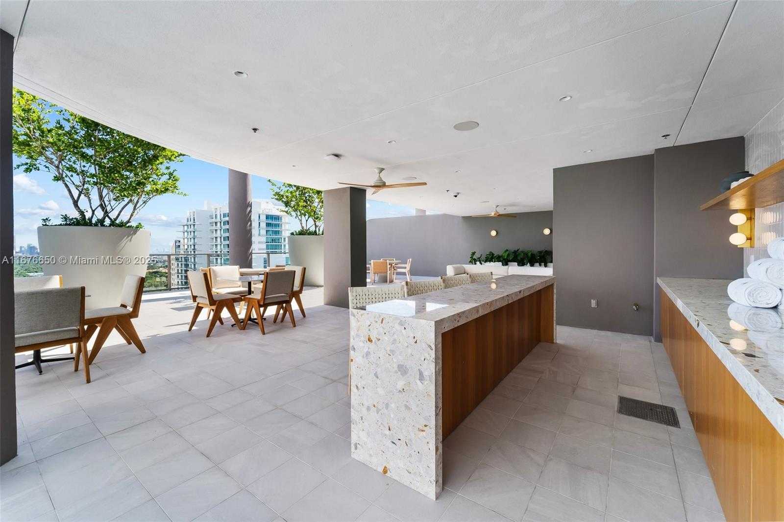 Small Image of 2678 TIGERTAIL AVE #2005, Coconut Grove Number 16
